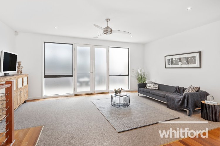 8 Cuzens Place, Geelong