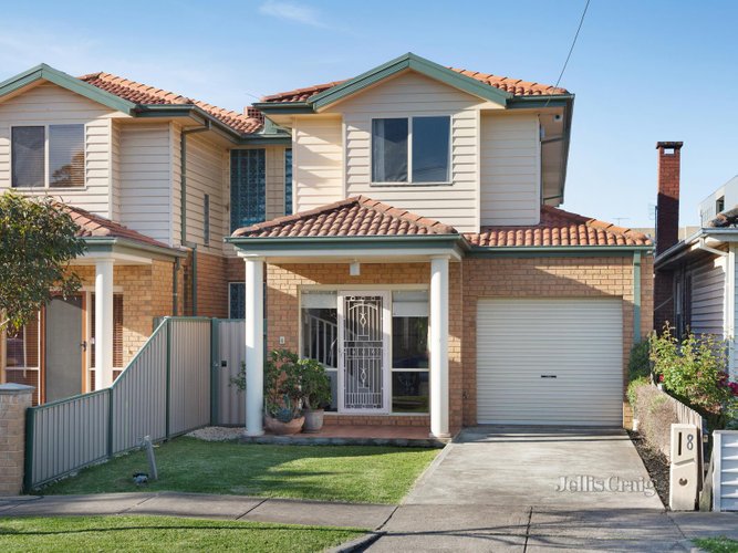 8 Delta Avenue Coburg North 3058