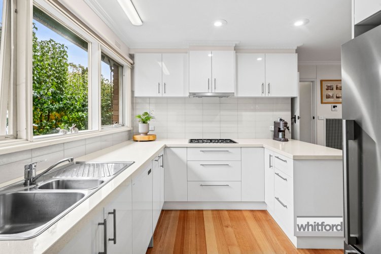 8 Desmond Street, Highton