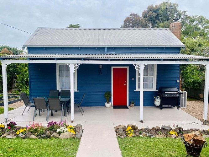 8 Evans Street, Orbost