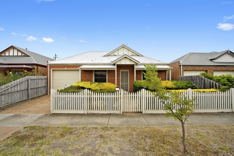 8 Francis Court Lara 3212