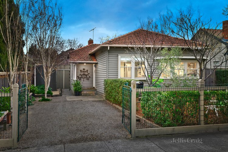 8 Fraser Street Ormond 3204