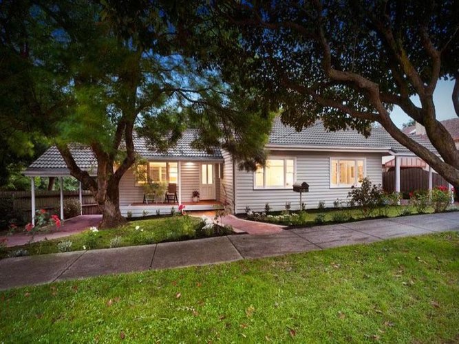 8 George Street Mont Albert 3127