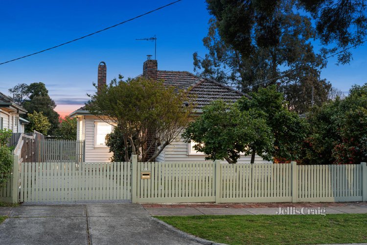 8 Haig Street Ringwood 3134