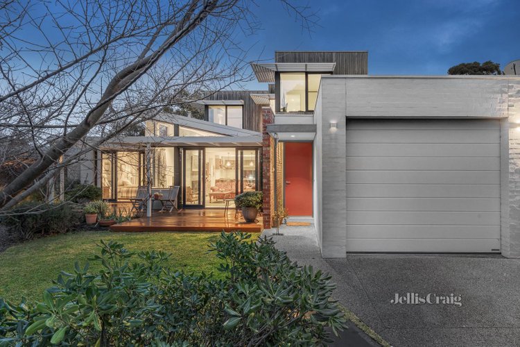 8 Healey Street Moorabbin 3189