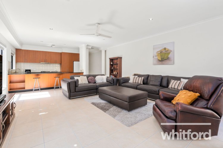 8 Helen Street, Rippleside