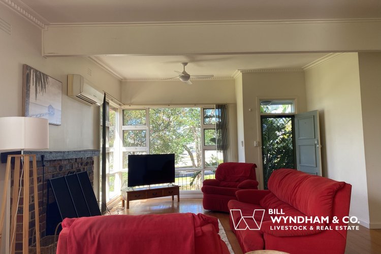 8 Howitt Avenue, Metung