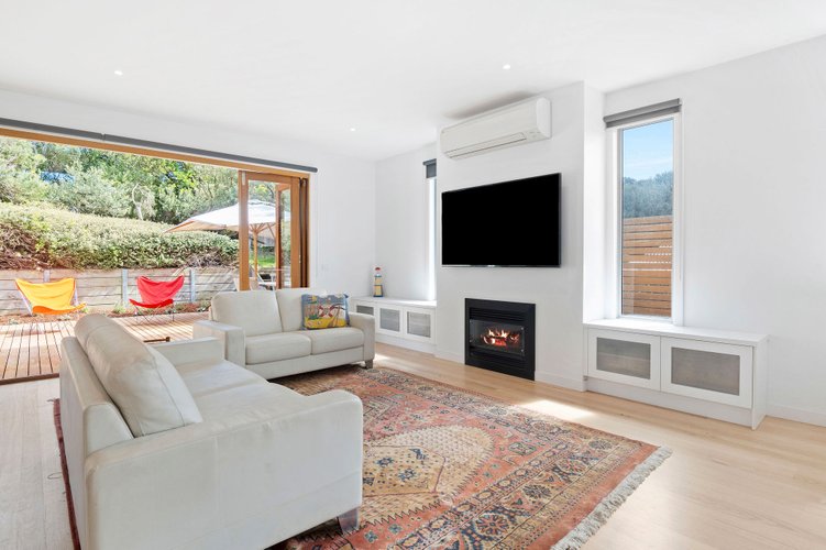 8 Jarman Court  Sorrento 3943