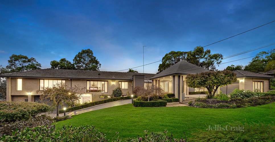 8 Little Valley Road Templestowe 3106