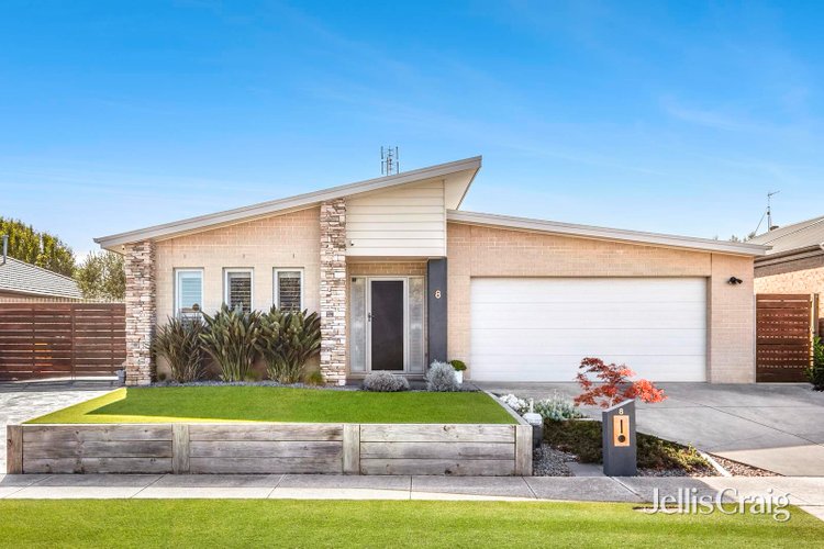 8 Lumford Street Curlewis 3222