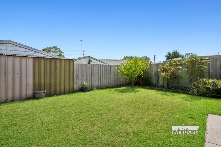 8 Lunik Court, Whittington