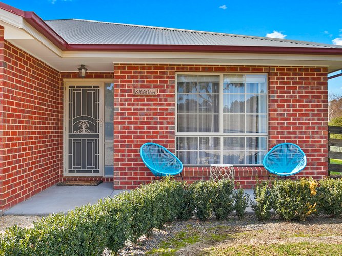 8 Mabel Drive, Nicholson