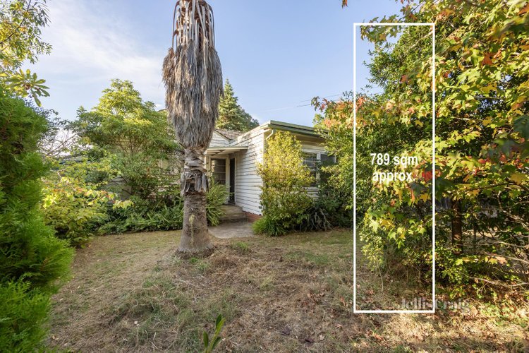 8 Marquis Road Bentleigh 3204