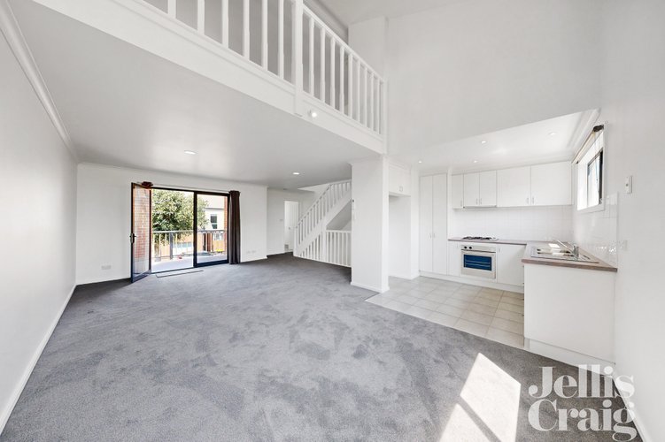 8 McNamara Mews  Kensington 3031