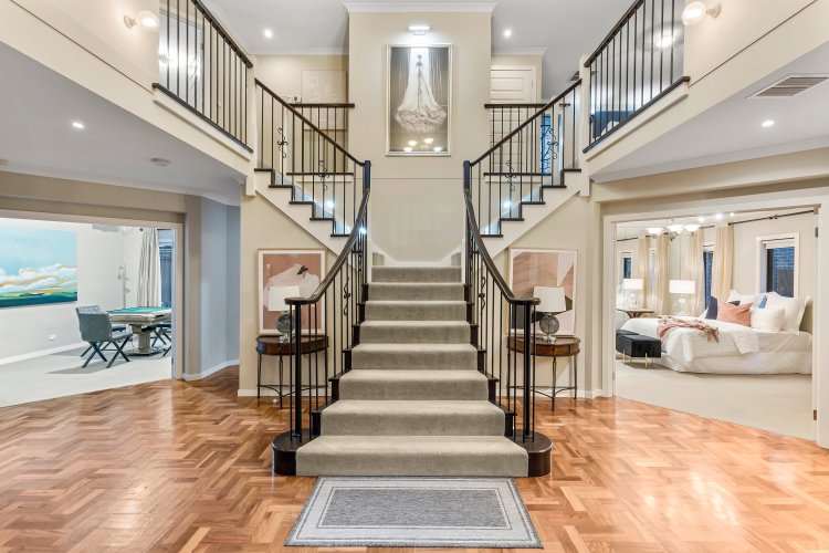 8 Milgate Court Forest Hill 3131