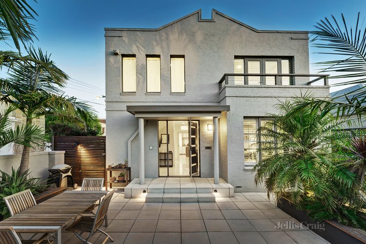 8 Moffat Street South Yarra 3141