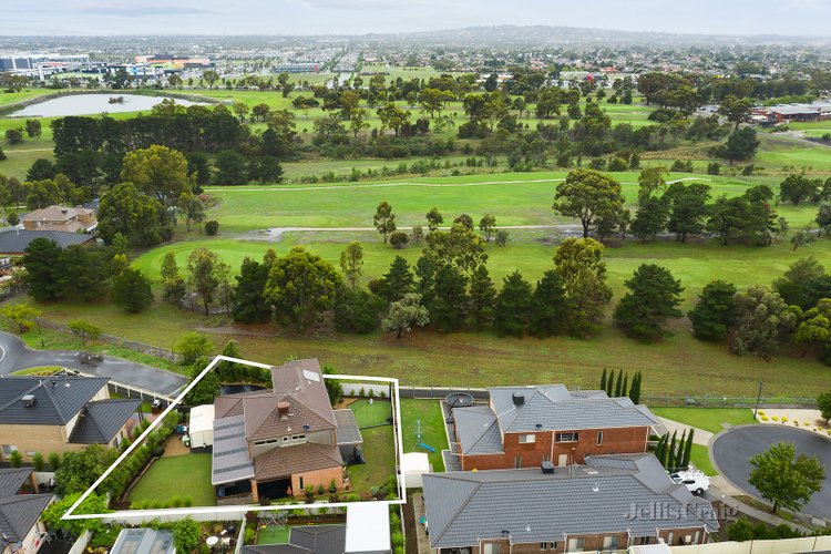 8 Moonah Place Craigieburn 3064