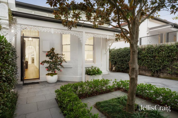 8 Moorhouse Street Armadale 3143