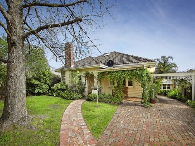 8 Netherway Street Camberwell 3124