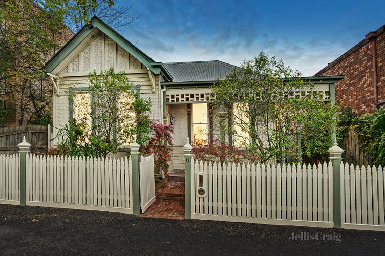 8 Nightingale Street St Kilda East 3183