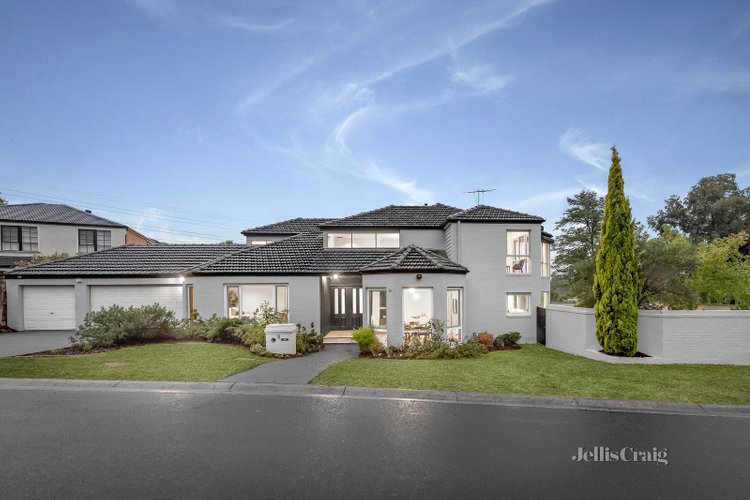 8 Paisley Close Templestowe 3106