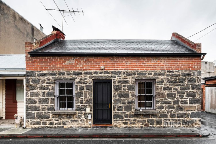 8 Palmerston Place Carlton 3053