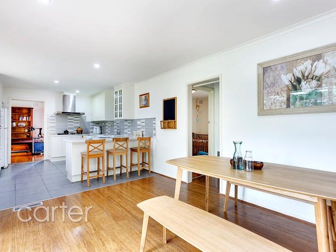 8 Rollington Drive Ringwood 3134