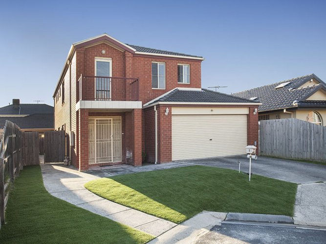 8 Ruby Place Springvale 3171