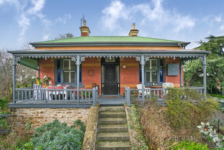 8 Spring Street Maldon 3463