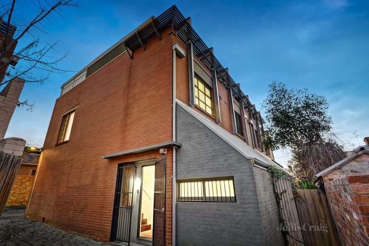 8 Stedeford Lane North Melbourne 3051