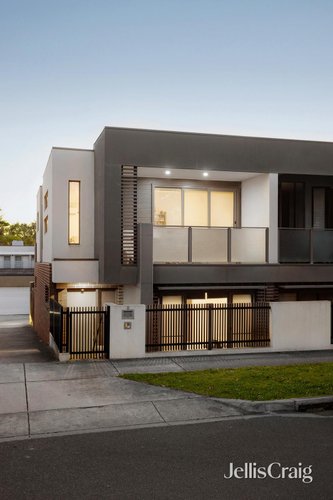 8 Stellar Place Bundoora 3083