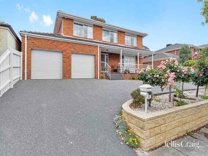 8 Swindon Avenue Glen Waverley 3150