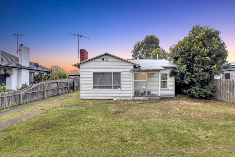 8 Tennyson Street Norlane 3214
