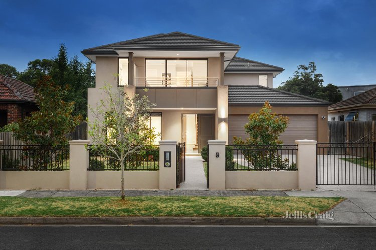 8 Tovan Akas Avenue Bentleigh 3204