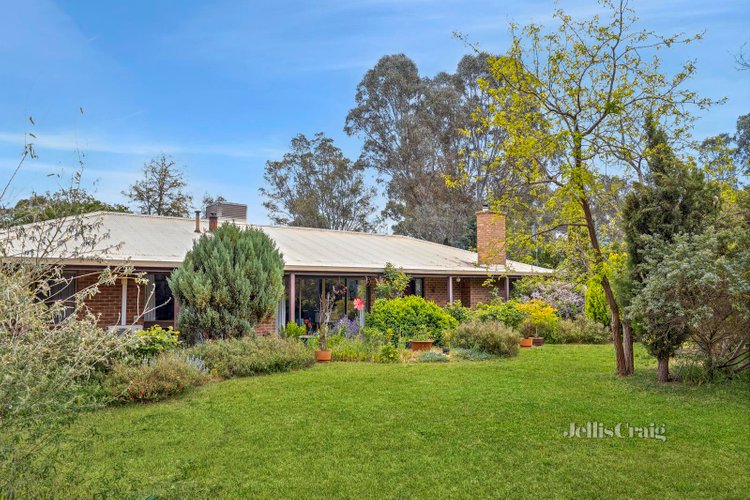 8 Trudgeons Road Welshmans Reef 3462