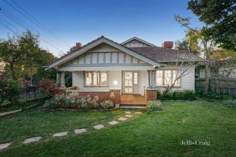 8 Union Road Surrey Hills 3127