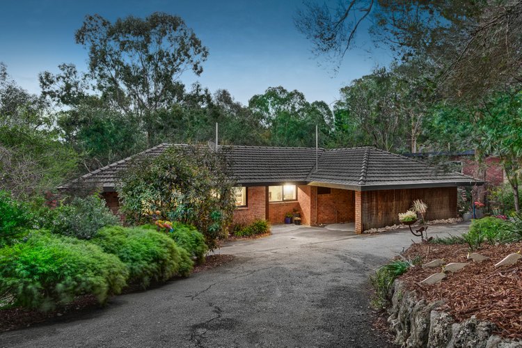 8 Valias Street North Warrandyte 3113
