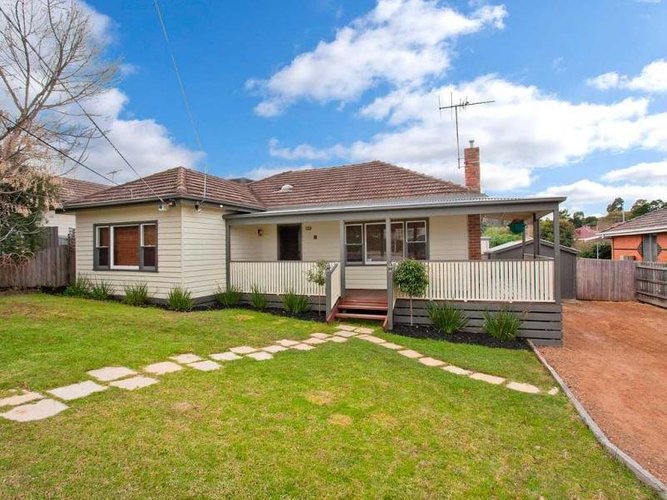 8 Victoria Street Oak Park 3046