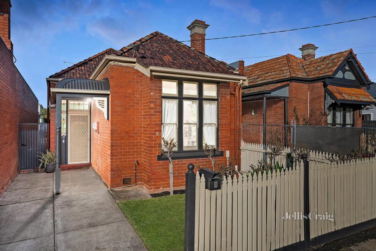 8 Waratah Street Ascot Vale 3032