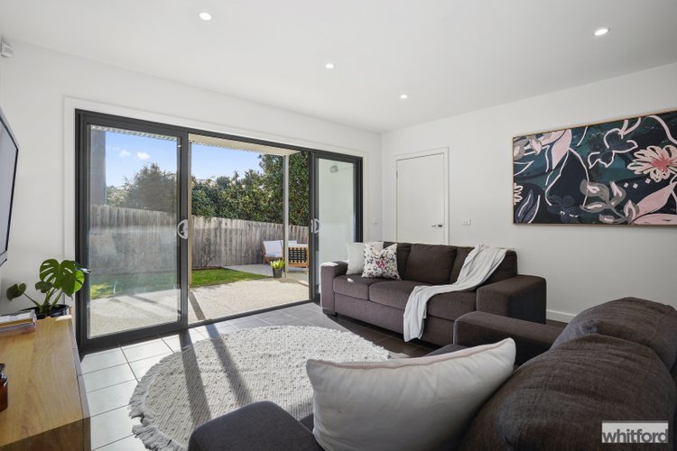 8 Xavier  Court, Wandana Heights