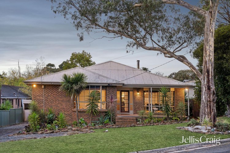 8 Yarana Drive Mount Helen 3350