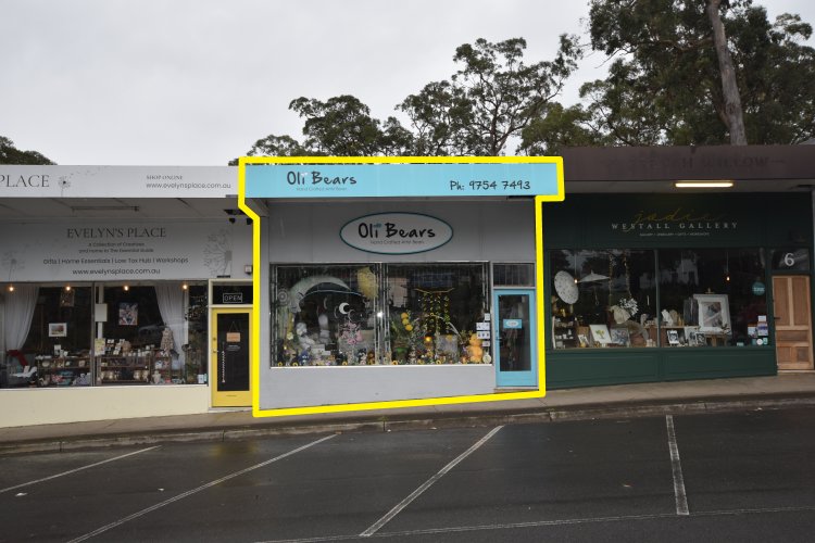 8 York Road Mount Evelyn 3796