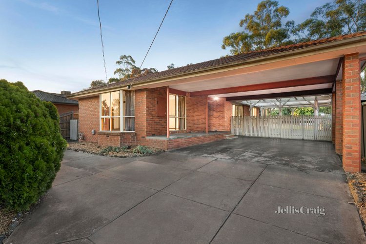 80 Langdale Drive Croydon Hills 3136