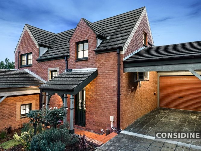 8 1-11 Tasman Ave  Strathmore Heights 3041