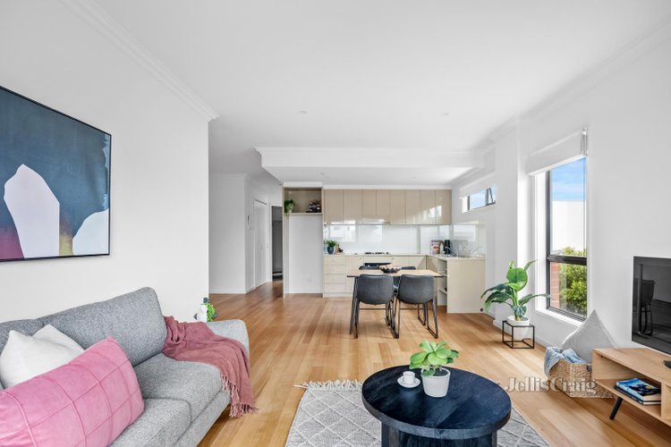 8 1 Gumbri Place Brunswick 3056