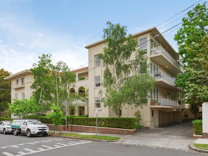 8 1 Marne Street South Yarra 3141