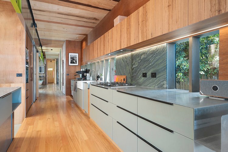 81 Mckillop Street, Geelong