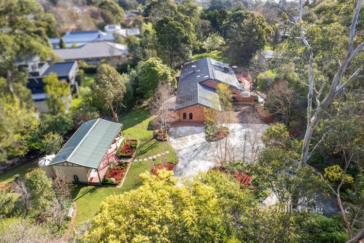 81 Pine Road Mooroolbark 3138
