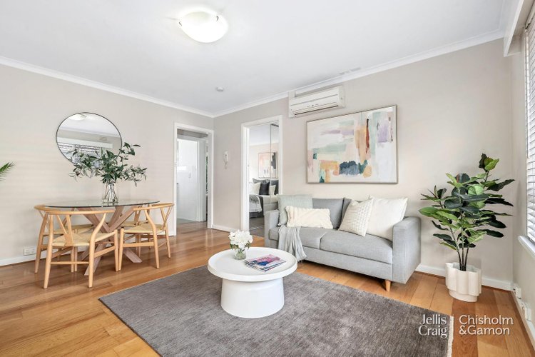 8 100 Glen Huntly Road Elwood 3184