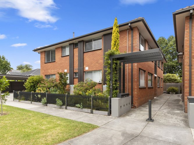 8/103 Kangaroo Road Hughesdale 3166